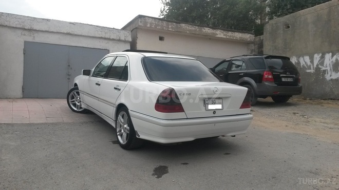 Mercedes C 230 1998, 118,000 km - 2.3 l - Bakı