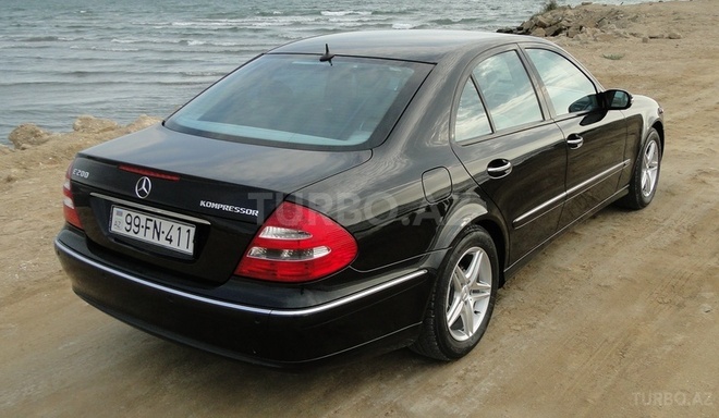 Mercedes E 200 2004, 150,712 km - 1.8 l - Bakı