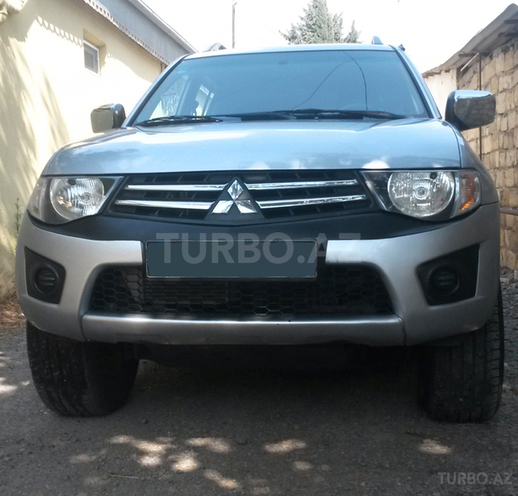 Mitsubishi L200 2011, 103,000 km - 2.5 l - Bakı