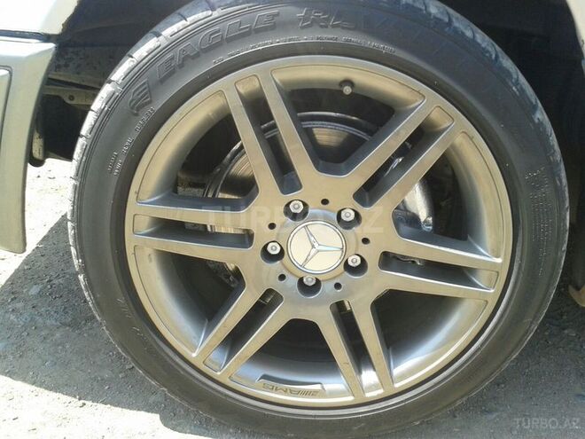 Mercedes E 200 1995, 300,000 km - 2.0 l - Bakı