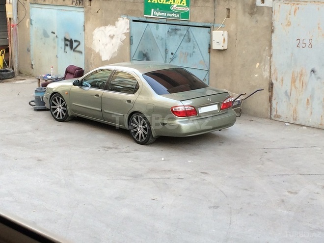 Nissan Maxima 2000, 240,000 km - 3.0 l - Bakı
