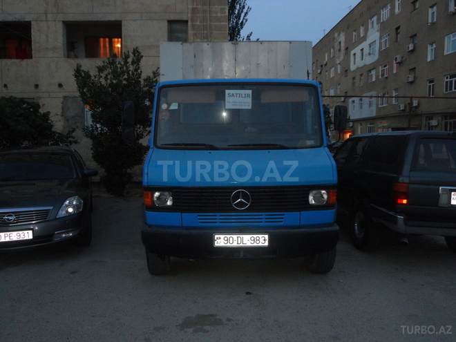 Mercedes 609 D 1993, 255,000 km - 4.0 л - Bakı