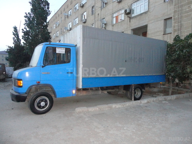 Mercedes 609 D 1993, 255,000 km - 4.0 л - Bakı