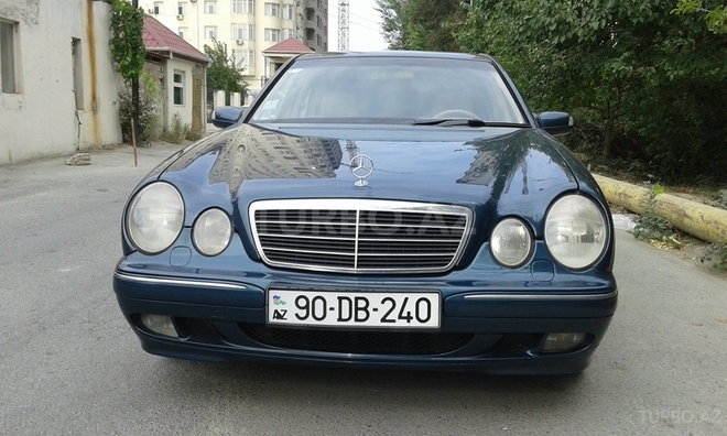Mercedes E 240 1999, 240,000 km - 2.4 l - Bakı