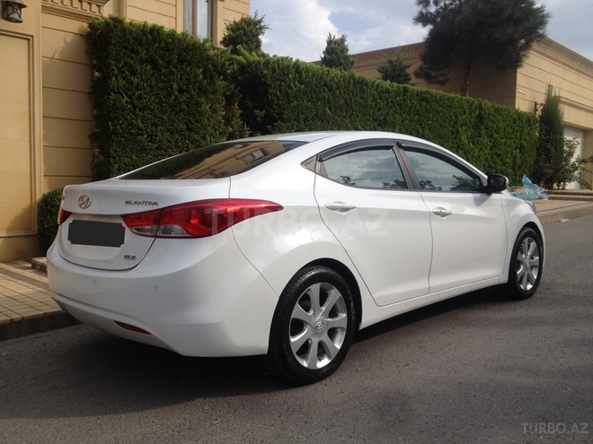Hyundai Elantra 2011, 68,000 km - 1.8 l - Bakı