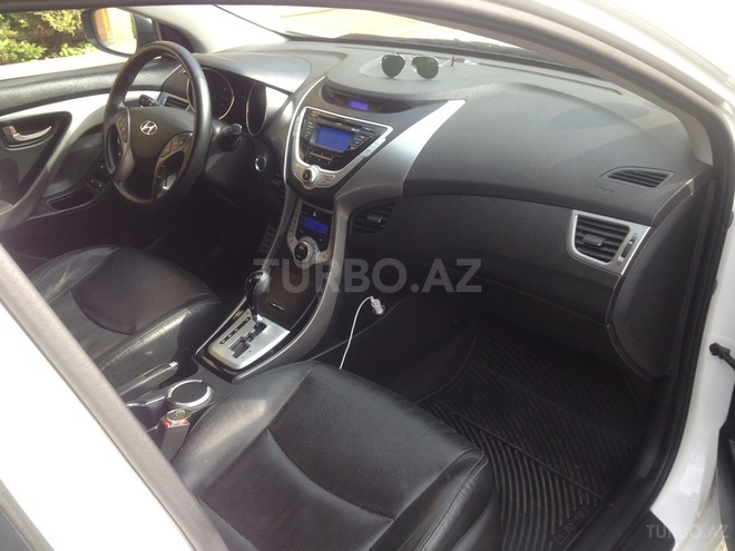 Hyundai Elantra 2011, 68,000 km - 1.8 l - Bakı