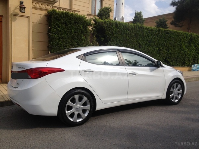 Hyundai Elantra 2011, 68,000 km - 1.8 l - Bakı