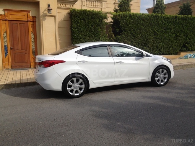 Hyundai Elantra 2011, 68,000 km - 1.8 l - Bakı