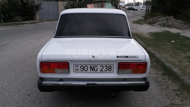LADA (VAZ) 2107 2011, 820,000 km - 1.6 l - Bakı