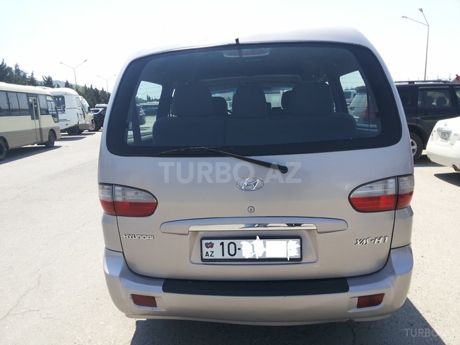 Hyundai H-1 2005, 339,000 km - 2.5 л - Bakı