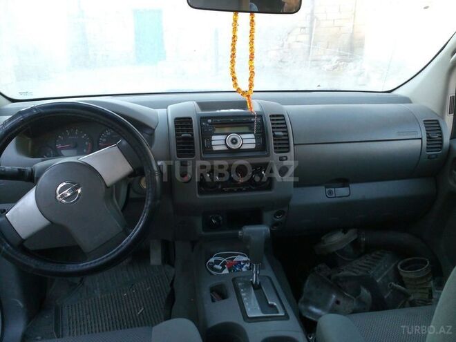 Nissan Navara 2009, 200,000 km - 2.5 л - Bakı