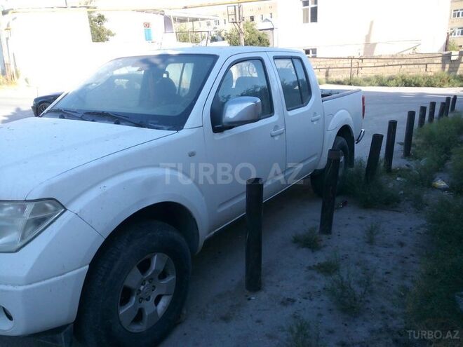 Nissan Navara 2009, 200,000 km - 2.5 л - Bakı