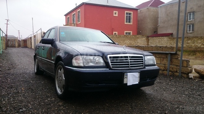 Mercedes C 240 1997, 214,000 km - 2.4 l - Bakı