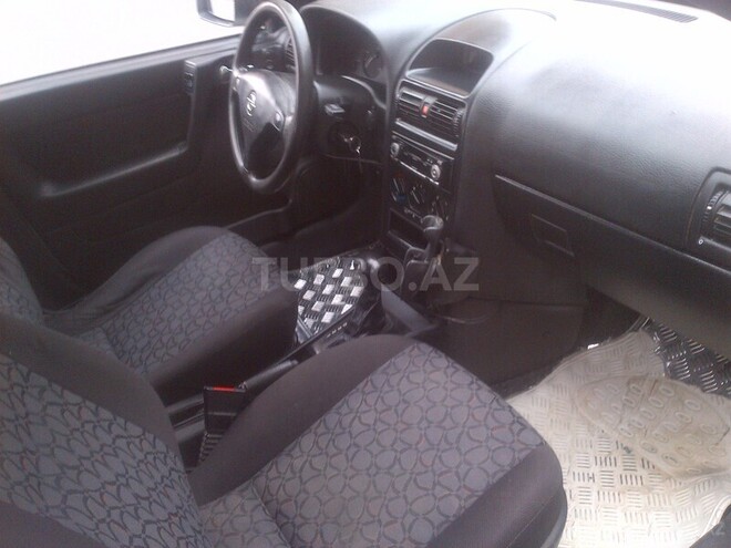 Opel Astra 2000, 150,000 km - 2.0 l - Bakı
