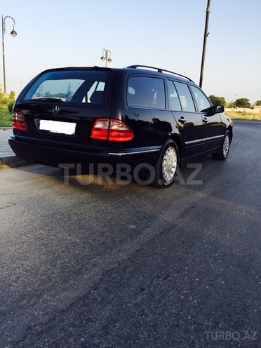 Mercedes E 320 1999, 232,000 km - 3.2 л - Bakı
