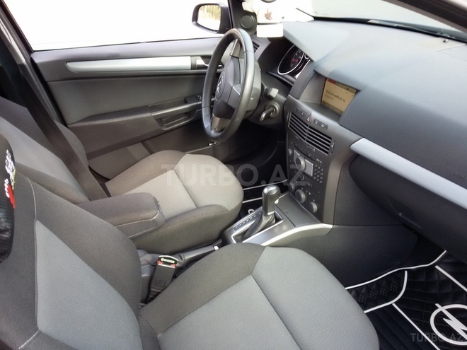 Opel Astra 2006, 162,000 km - 1.8 л - Bakı