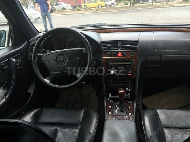 Mercedes C 240 1997, 200,000 km - 0.2 l - Bakı