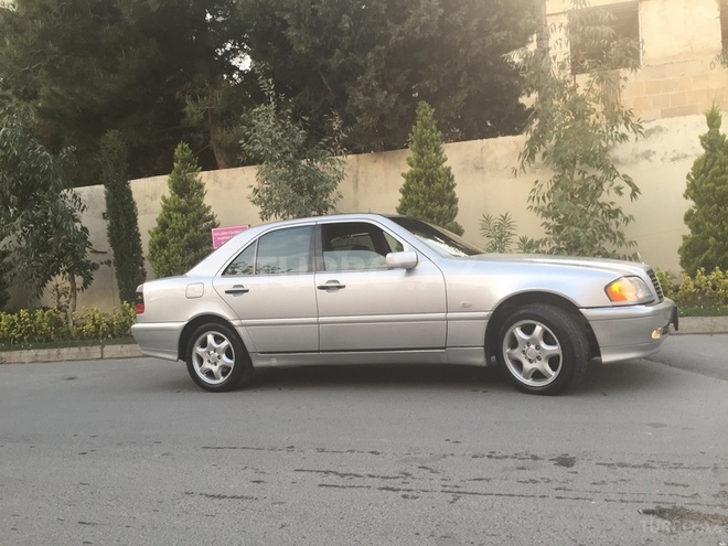Mercedes C 240 1997, 200,000 km - 0.2 l - Bakı