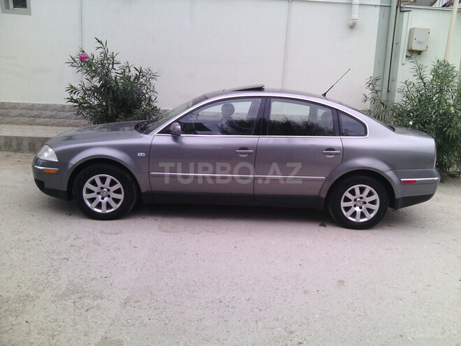 Volkswagen Passat 2002, 182,682 km - 1.8 l - Bakı