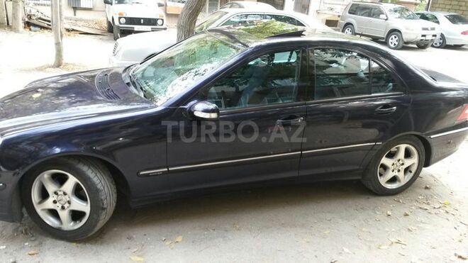Mercedes C 180 2003, 161,000 km - 1.8 л - Bakı