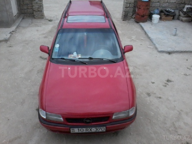 Opel Astra 1991, 190,000 km - 1.8 l - Bakı