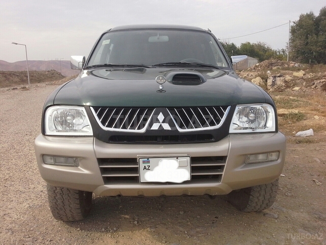 Mitsubishi L200 2004, 115,000 km - 2.5 l - Bakı