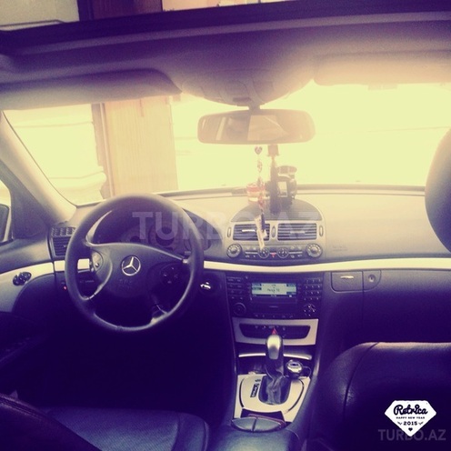 Mercedes E 220 2002, 250,000 km - 2.2 l - Bakı