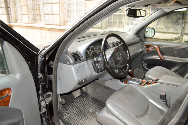 Mercedes ML 320 1999, 300,000 km - 3.2 l - Bakı