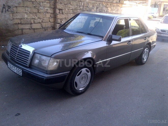 Mercedes E 230 1992, 189,000 km - 2.3 l - Bakı