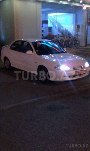 Hyundai Elantra 1996, 280,000 km - 1.6 l - Bakı
