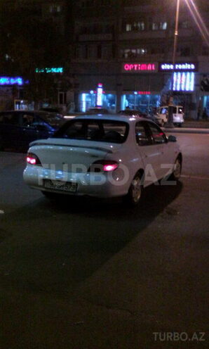 Hyundai Elantra 1996, 280,000 km - 1.6 l - Bakı