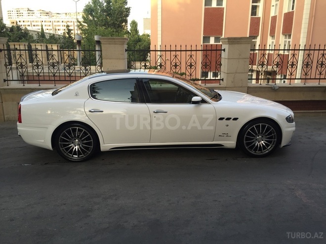 Maserati Quattroporte 2005, 108,000 km - 4.2 л - Bakı