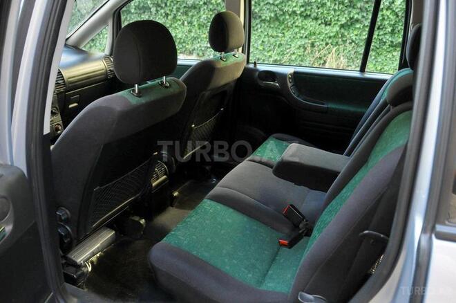 Opel Zafira 2002, 210,000 km - 1.8 l - Bakı