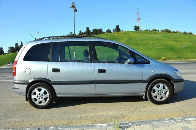 Opel Zafira 2002, 210,000 km - 1.8 l - Bakı