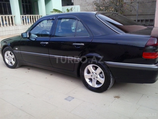 Mercedes C 240 1998, 200,000 km - 2.4 l - Bakı