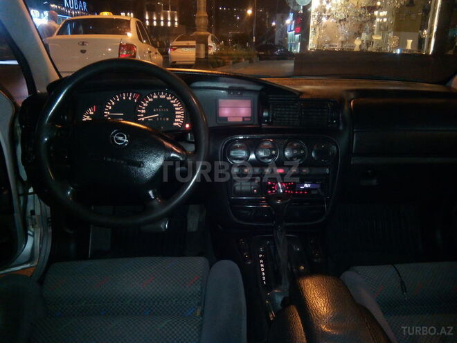 Opel Omega 1997, 380,000 km - 2.5 л - Bakı