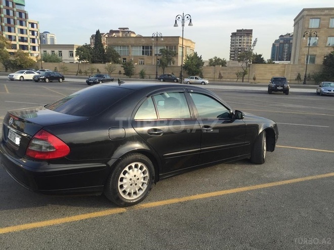 Mercedes E 220 2009, 155,000 km - 2.2 л - Bakı