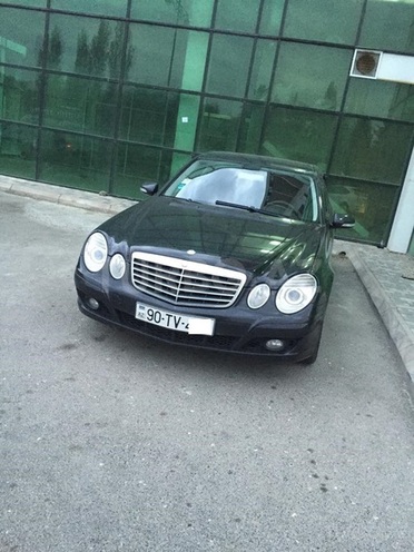 Mercedes E 220 2009, 155,000 km - 2.2 л - Bakı