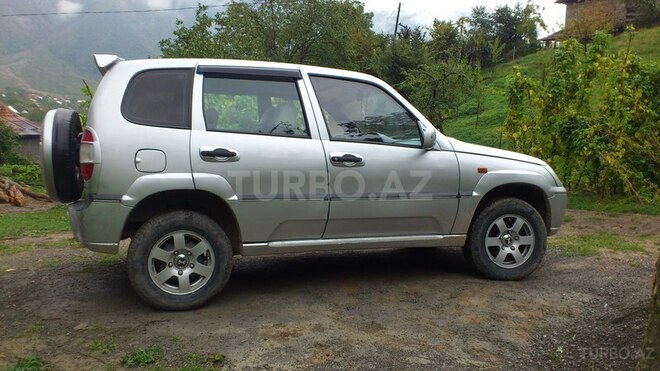 Chevrolet Niva 2003, 92,000 km - 1.7 l - Şəki