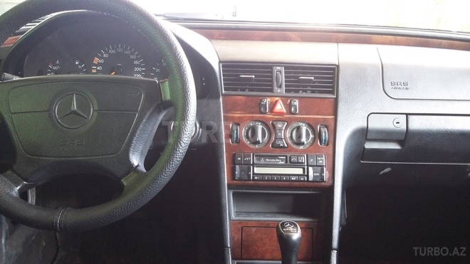 Mercedes C 180 1998, 246,114 km - 1.8 l - Bakı