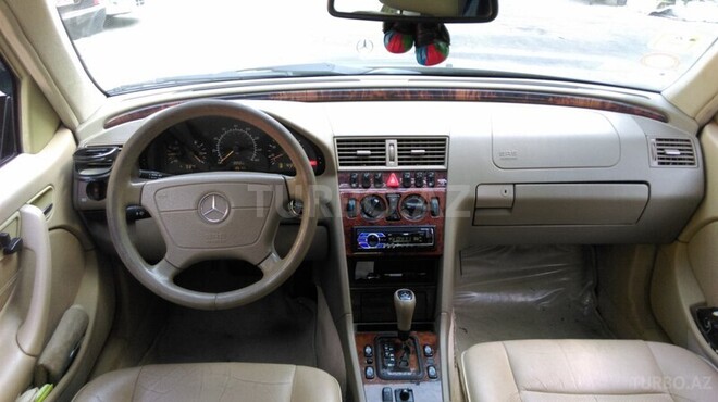 Mercedes C 230 1999, 296,000 km - 2.3 l - Bakı