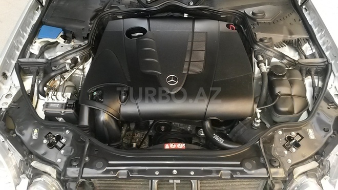 Mercedes E 220 2006, 176,000 km - 2.2 л - Sumqayıt