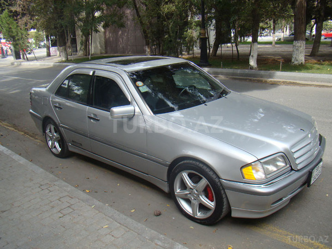 Mercedes C 230 1998, 240,000 km - 2.3 л - Sumqayıt