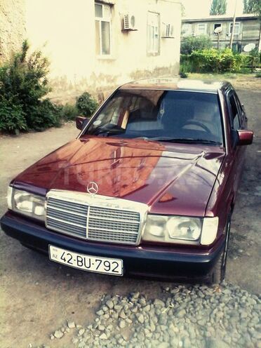 Mercedes 190 1991, 390,352 km - 0.2 l - Masallı