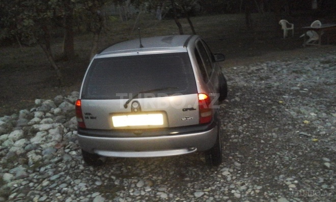 Opel Vita 1996, 199,600 km - 1.4 l - Zərdab