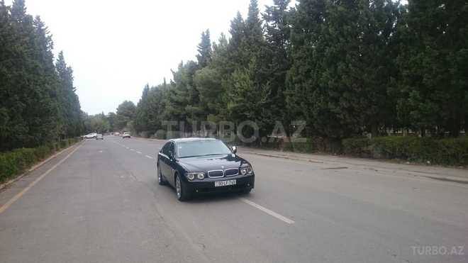 BMW 735 2003, 235,000 km - 3.6 l - Sumqayıt