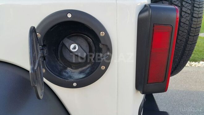 Jeep Wrangler 2008, 95,000 km - 3.6 л - Bakı