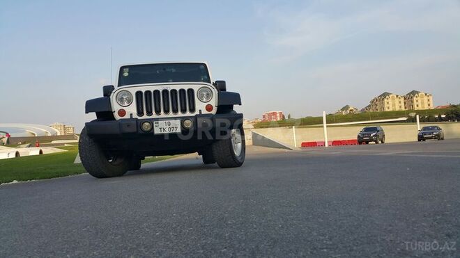 Jeep Wrangler 2008, 95,000 km - 3.6 л - Bakı