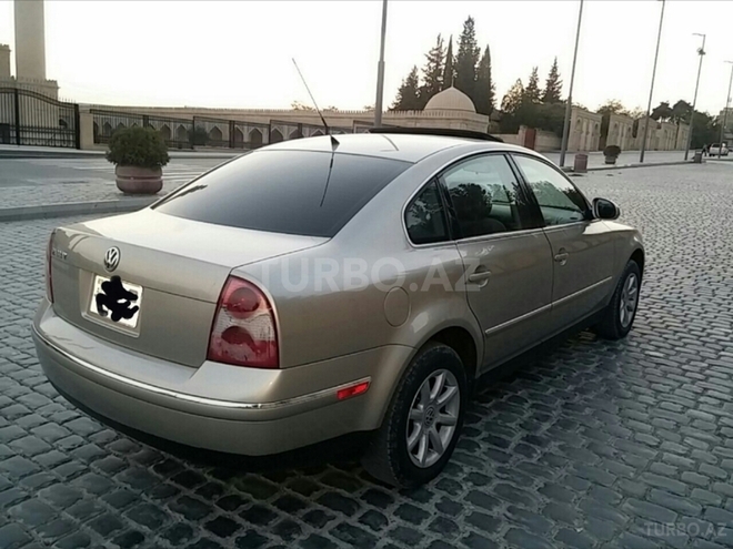 Volkswagen Passat 2004, 114,200 km - 1.8 л - Bakı