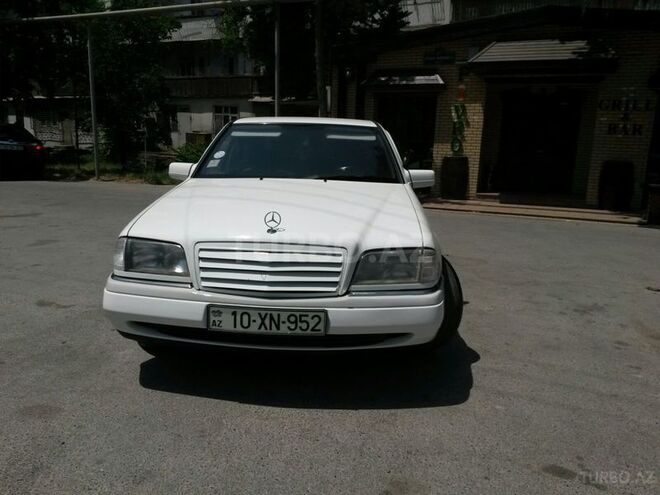 Mercedes C 200 1995, 300,000 km - 2.0 l - Bakı